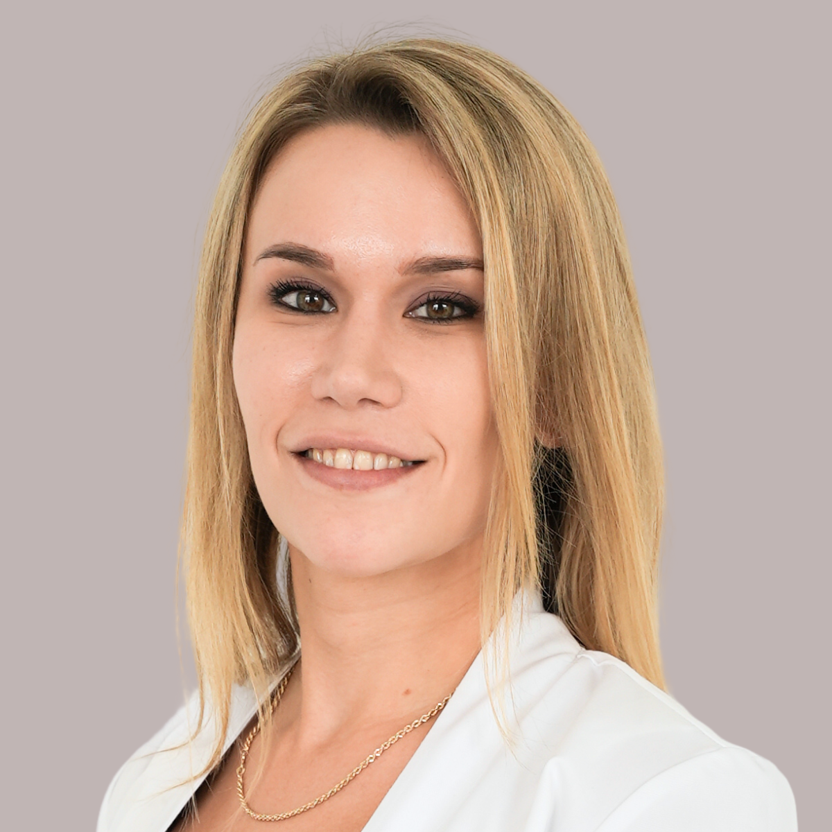 lek. Diana Myślińska - dermatolog przyjmujący pacjentów w Centrum Dermatologicznym FEBUMED.