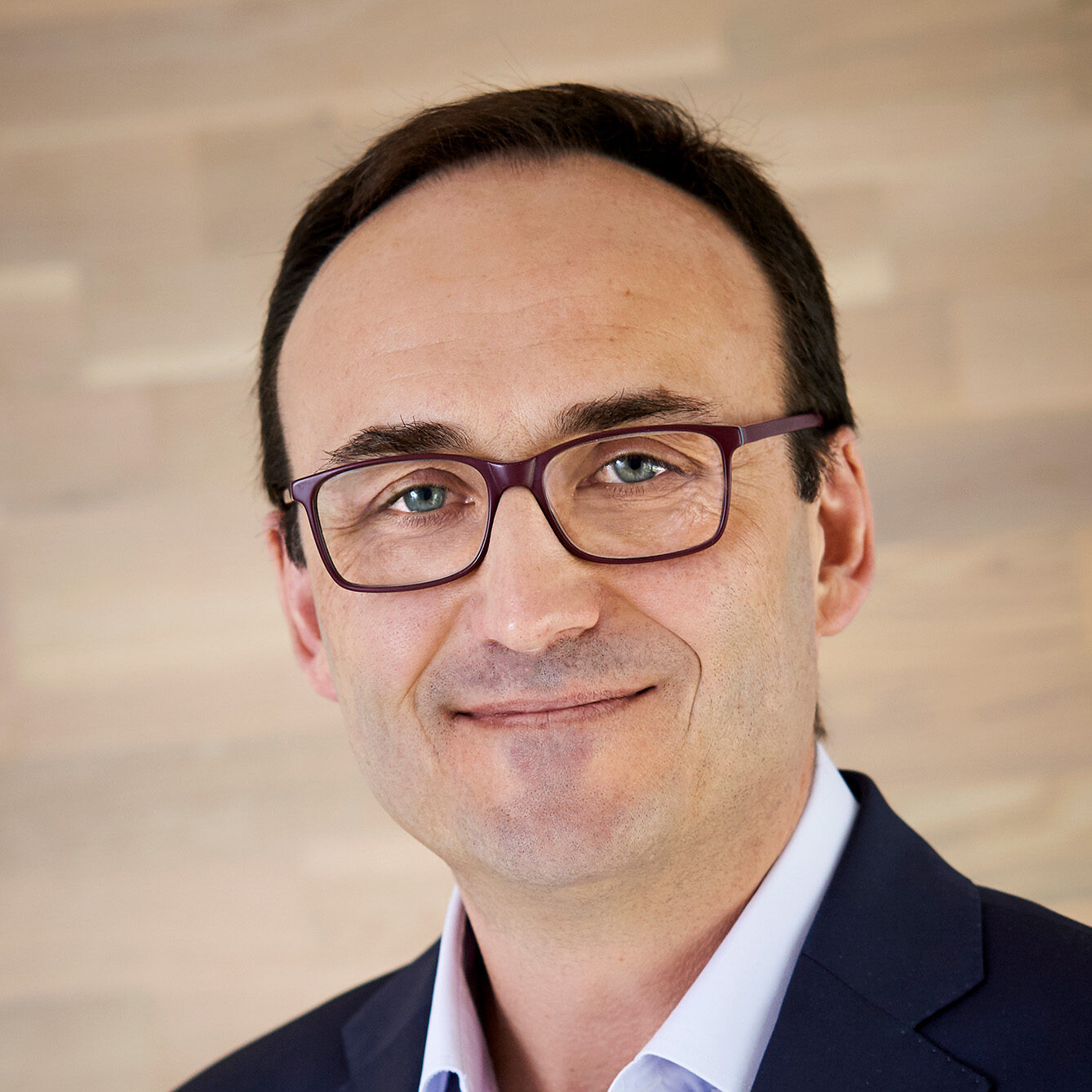 Artur Ferenc - członek zarządu FEBUMED. Oficjalna fotografia portretowa.